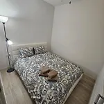 Apartamentai Lejlighed *